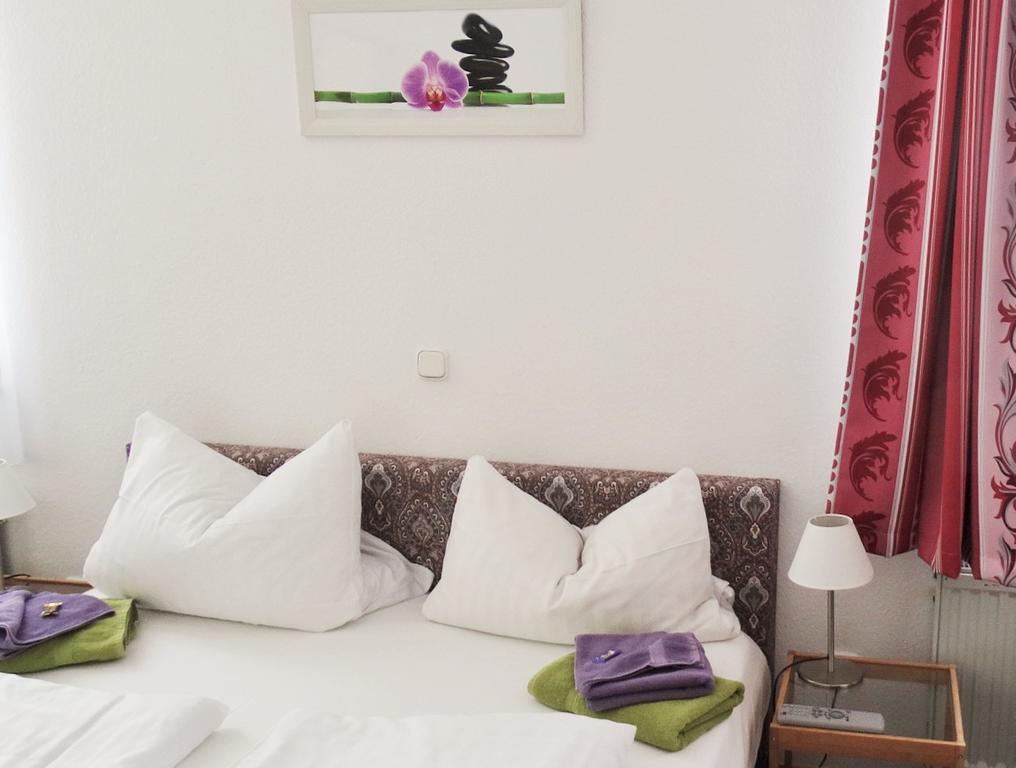 Hotel & Restaurant Arnoldusklause Düren - Eifel Pokoj fotografie