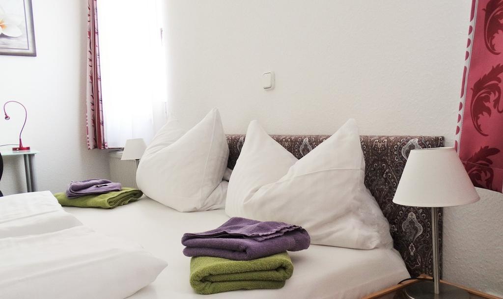Hotel & Restaurant Arnoldusklause Düren - Eifel Pokoj fotografie